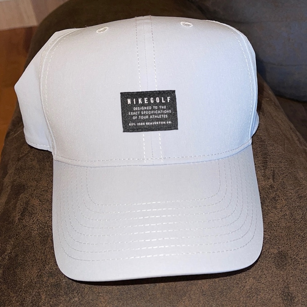 NikeGolf dri-fit hat.
